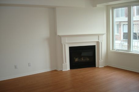 301 - 60 Joe Shuster Way, Toronto, M6K1Y8 | Image 3