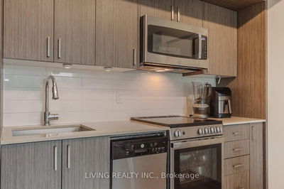 Unit 413 — 1 Cardiff Rd, Toronto - Mount Pleasant East image-0-4