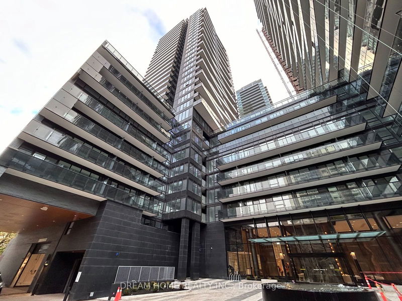 home for lease on 210-127 Broadway Avenue