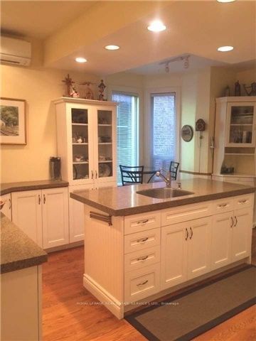 48 Sherwood Ave, Toronto - Mount Pleasant East image-0-1