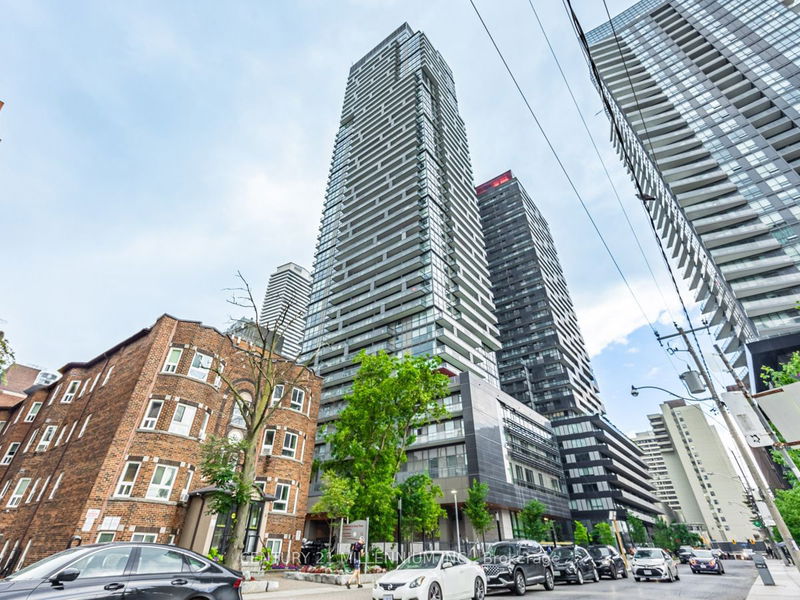 39 Roehampton Ave #1203, Toronto, Ontario (MLS C10403084)