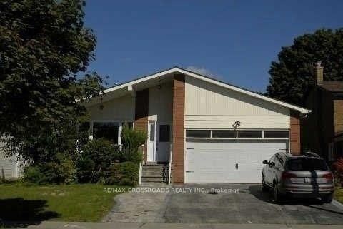 home for lease on Lower-782 Cummer Avenue