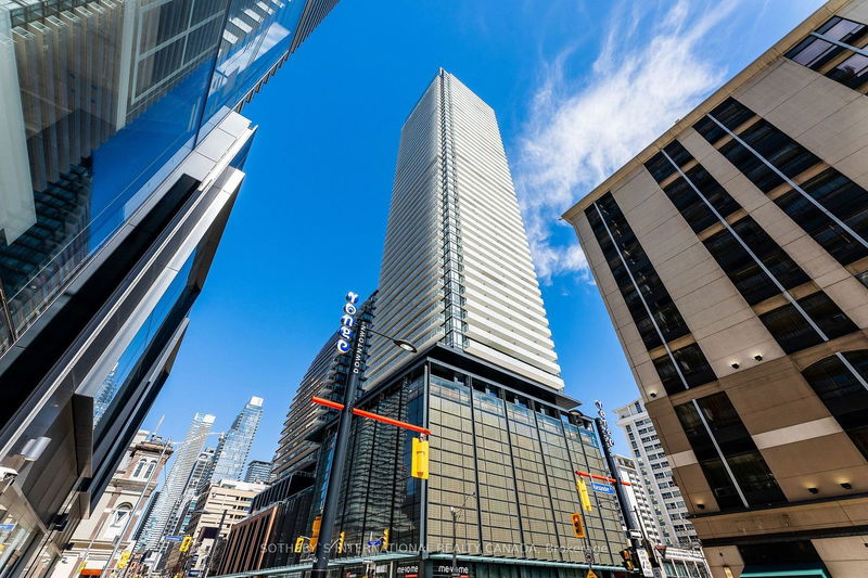 501 Yonge St #3807, Toronto, Ontario (MLS C10408700)