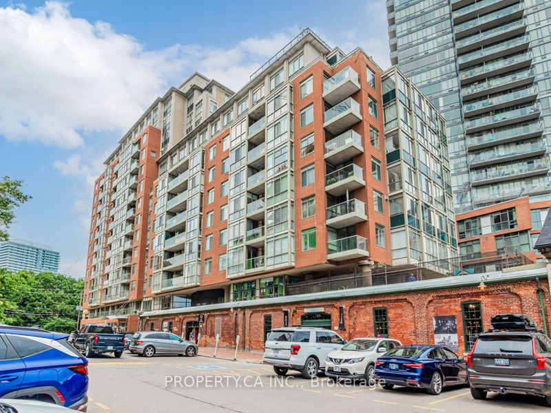 home for lease on 917-39 Parliament Street
