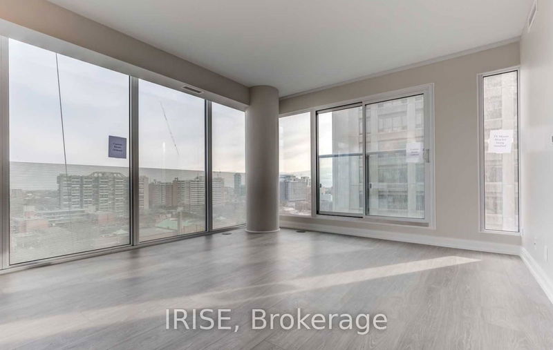 home for lease on 1005-181 Dundas Street E