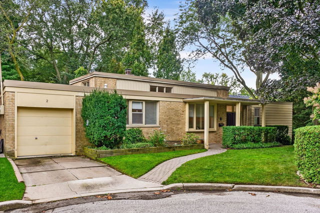 2 Garden Circle