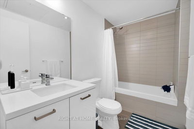Unit 402 — 11 Charlotte St, Toronto - Waterfront Communities C1 image-0-2
