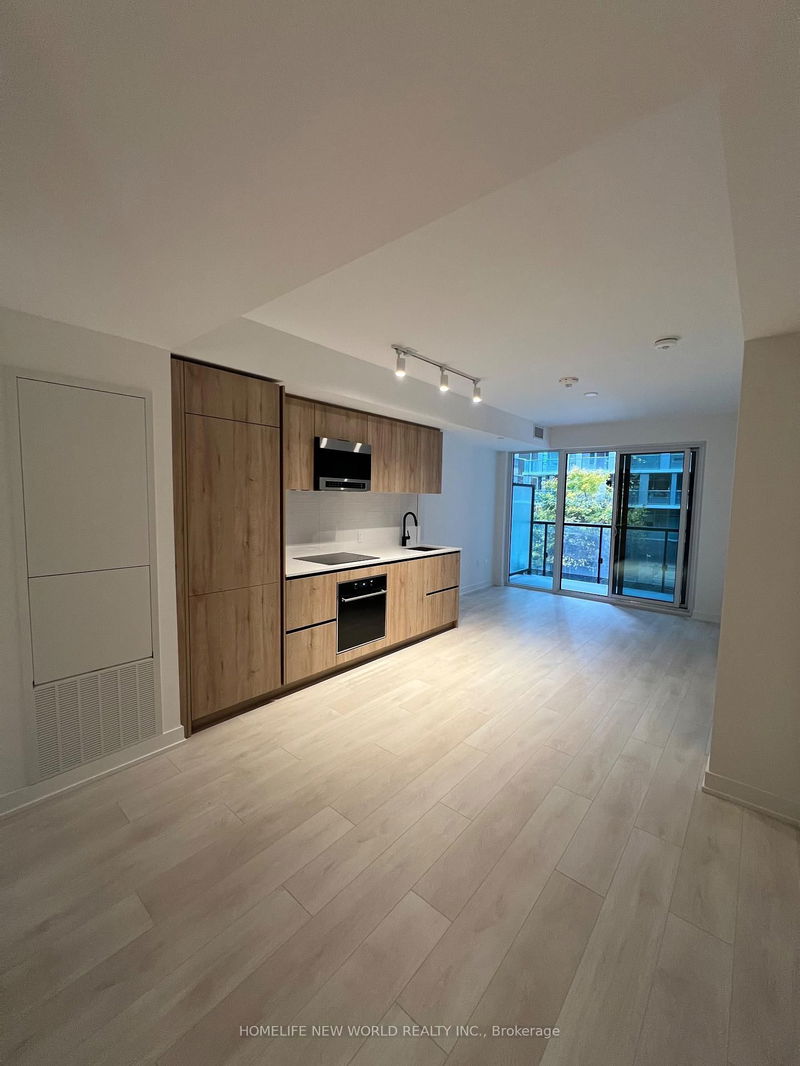 home for lease on 322N-117 Broadway Avenue
