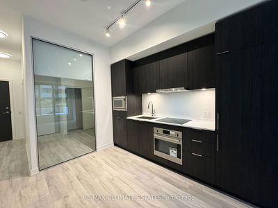 Unit S301 — 8 Olympic Garden Dr, Toronto - Newtonbrook East image-0-2