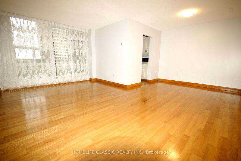 home for lease on 1109-175 Hilda Avenue