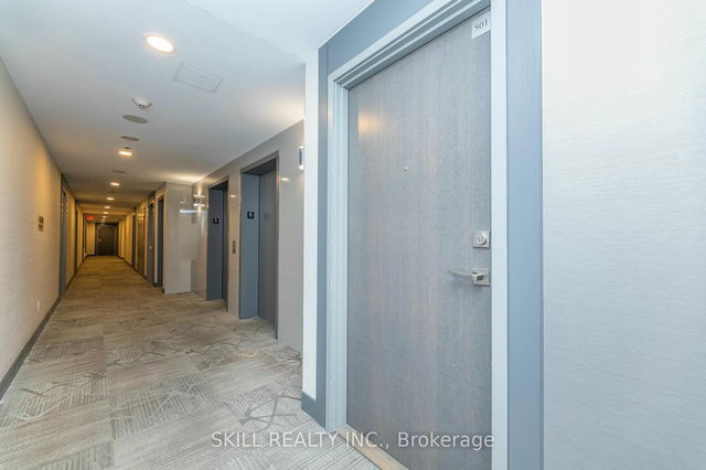 20 Gladstone Unit# 501 Avenue