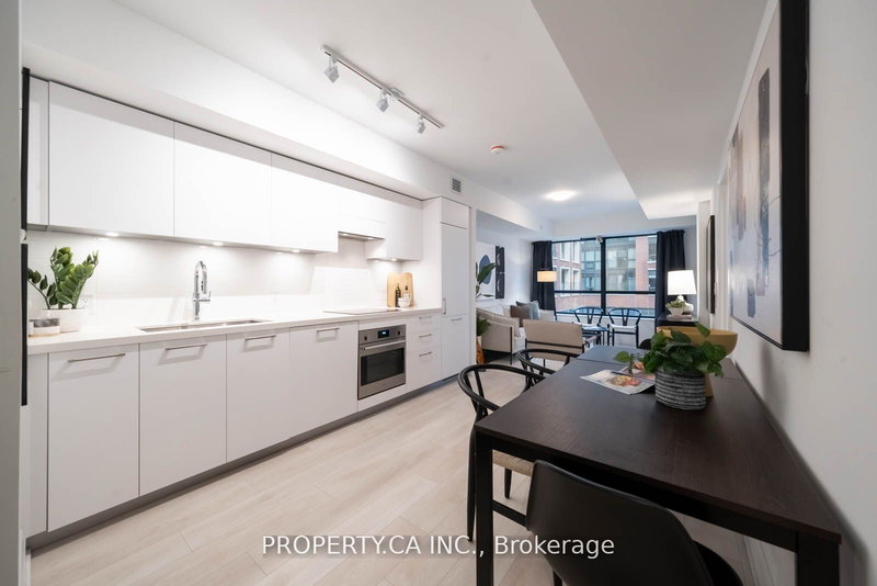 303 - 33 Frederick Todd Way, Toronto, M4G 0C9 | Image 3