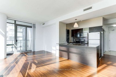 Unit 3102 — 38 Grenville Street — photo 3
