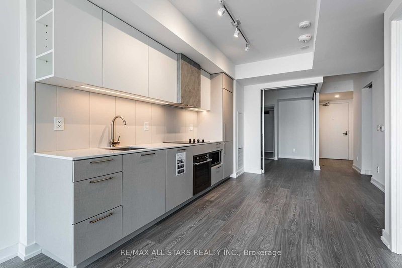 910 - 19 Western Battery Rd, Toronto, M6K 0E3 | Image 3