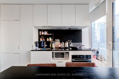 Unit 2501 — 77 Shuter Street — photo 4