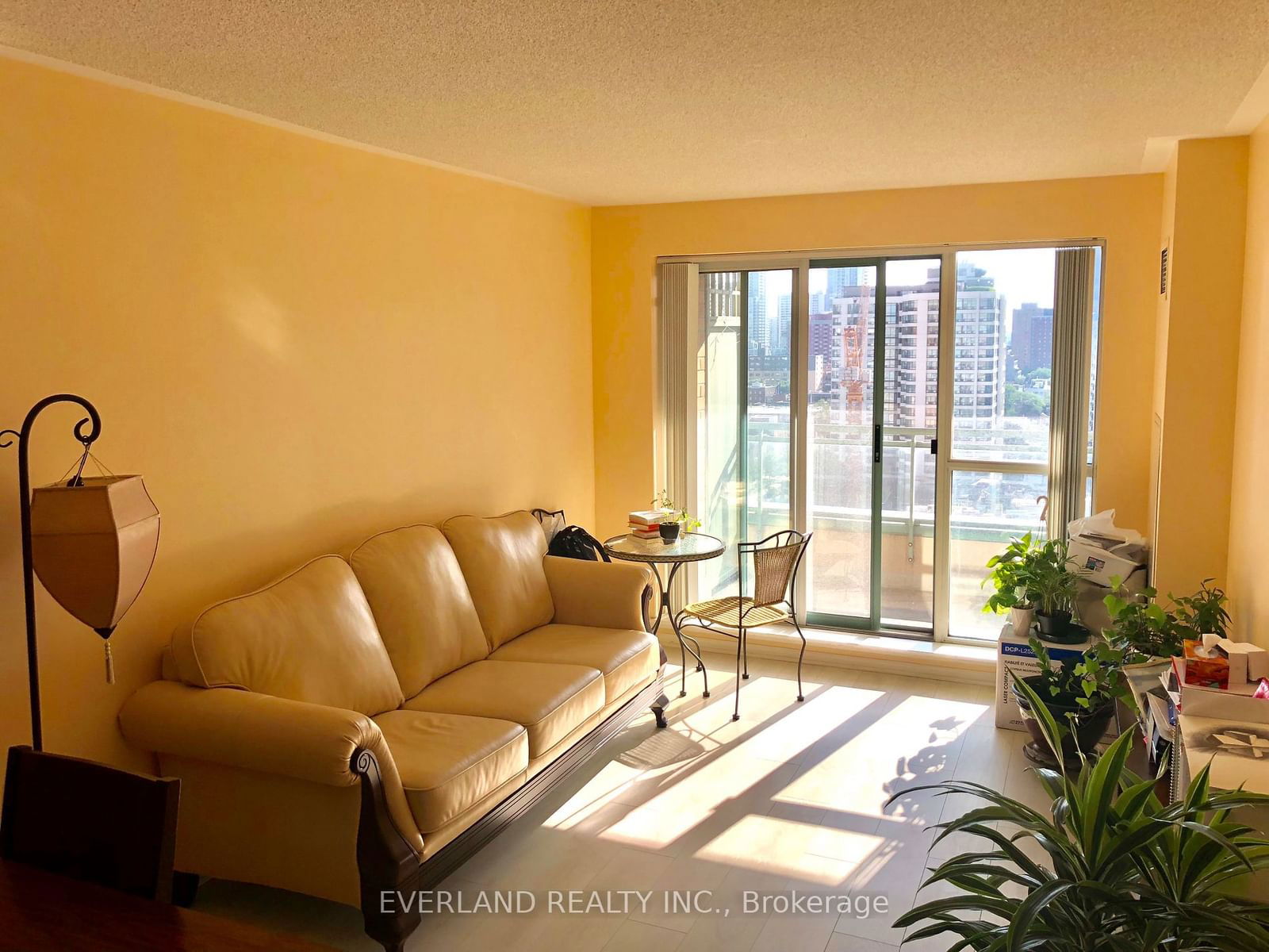 Condo leased at 1503-887 Bay Street, Toronto, Bay Street Corridor, M5S 1Z7 - MLS: C10423356