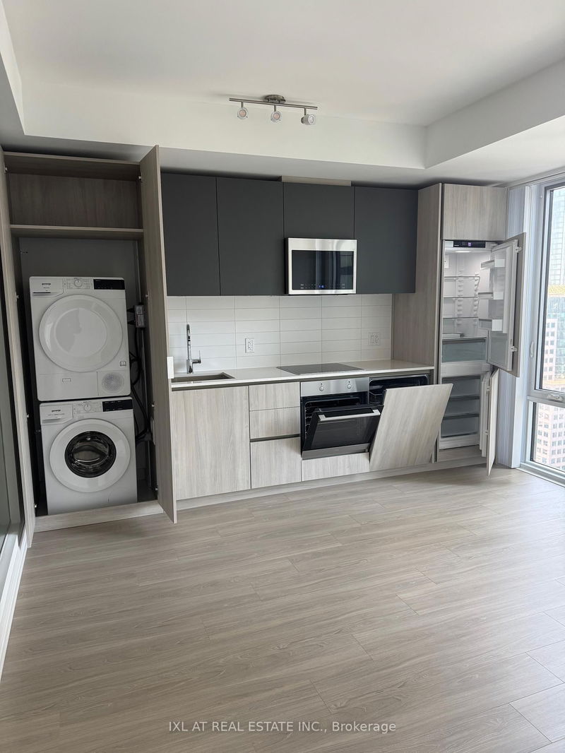 Unit 3721 — 28 Widmer St, Toronto - Waterfront Communities C1 image-0-0