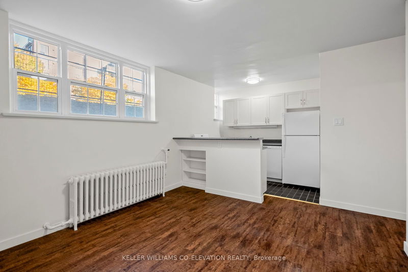 home for lease on 16-2676 Yonge Street