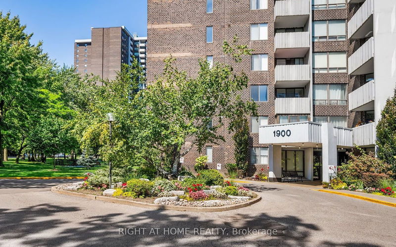 1900 Sheppard Ave E #2208, Toronto, Ontario (MLS C10425186)