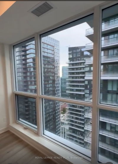 Unit 4004 — 327 King St, Toronto - Waterfront Communities C1 image-0-4