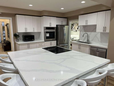 5 Stonedene Blvd, Toronto - Westminster-Branson image-0-3