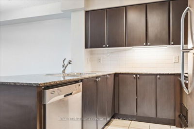 Unit 405 — 525 Wilson Ave, Toronto - Clanton Park image-0-4