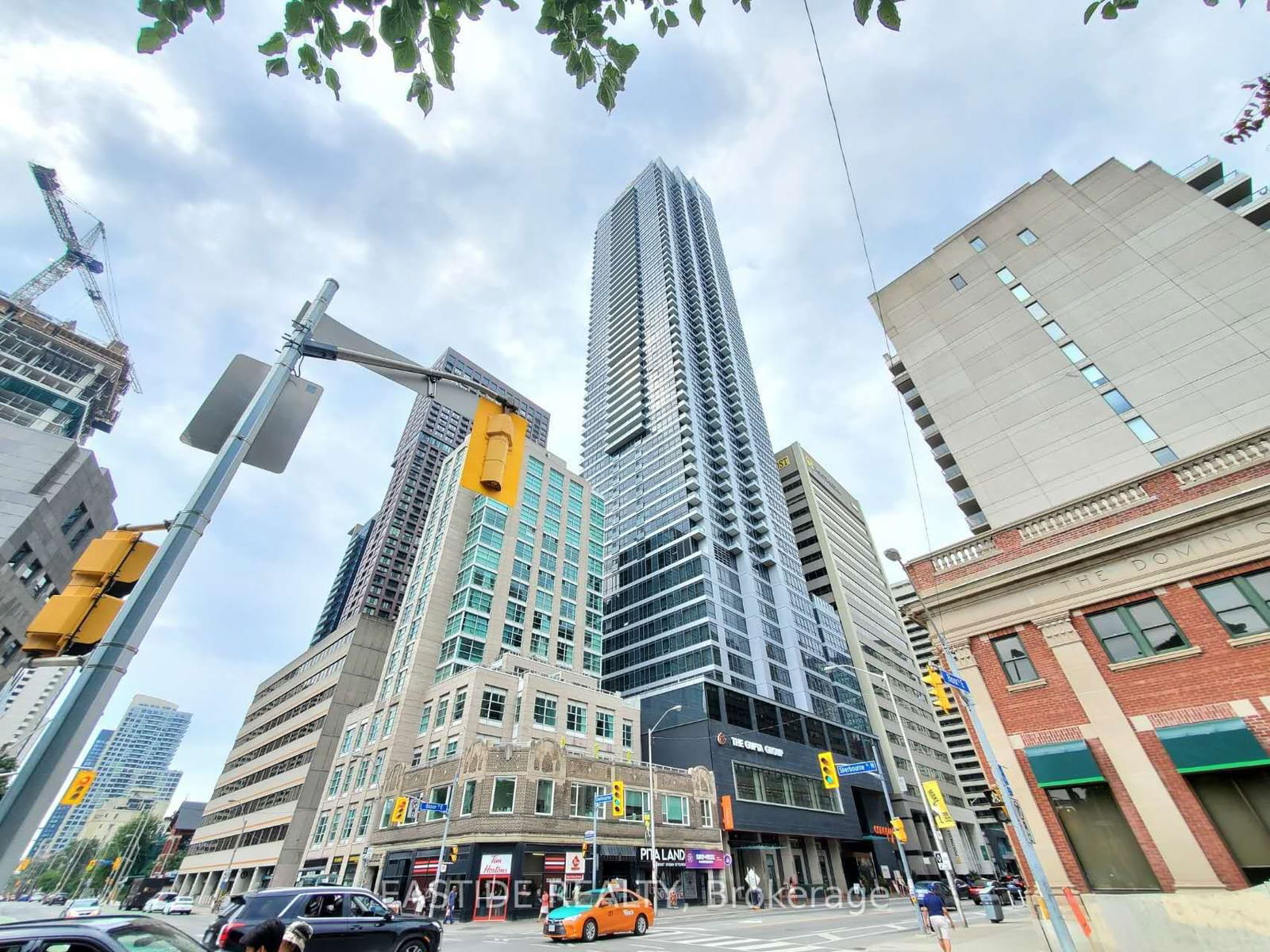 Building at 395 Bloor Street, Toronto, North St. James Town