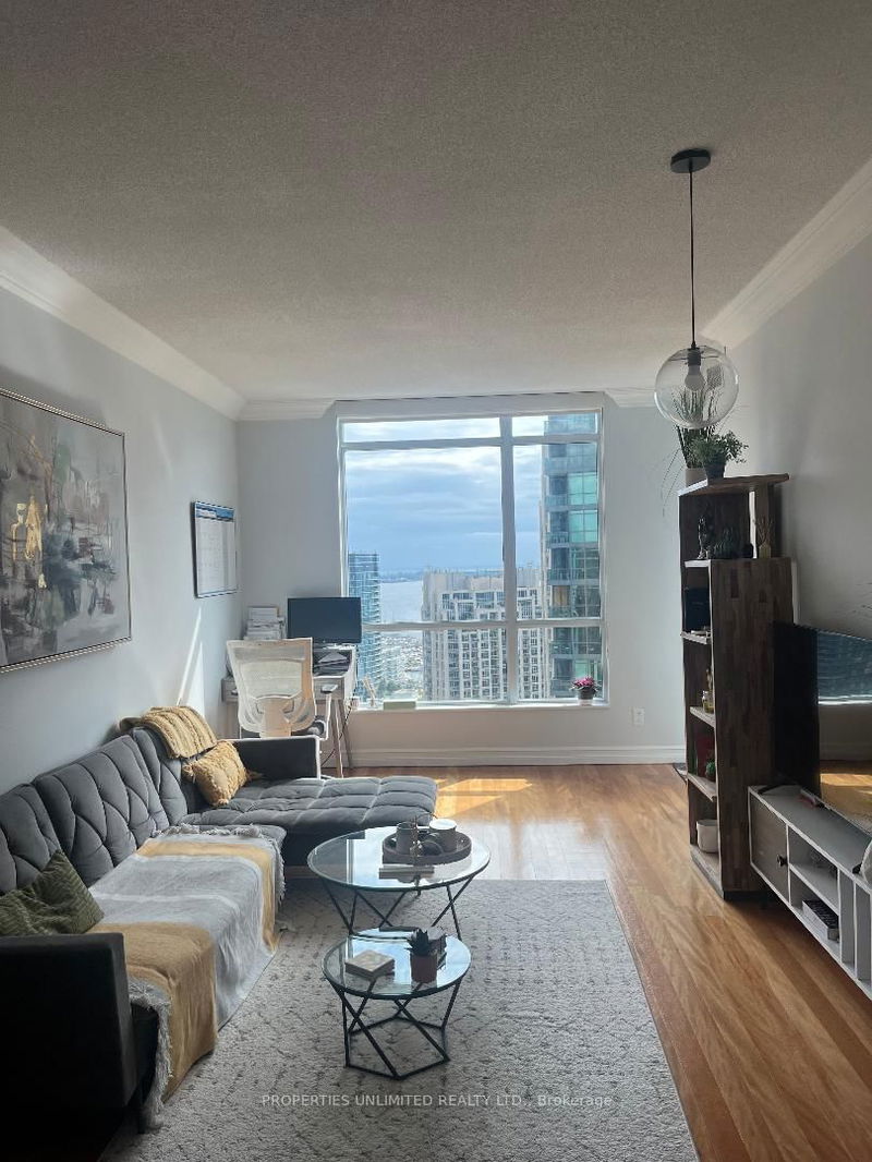 home for lease on 3304-219 Fort York Boulevard