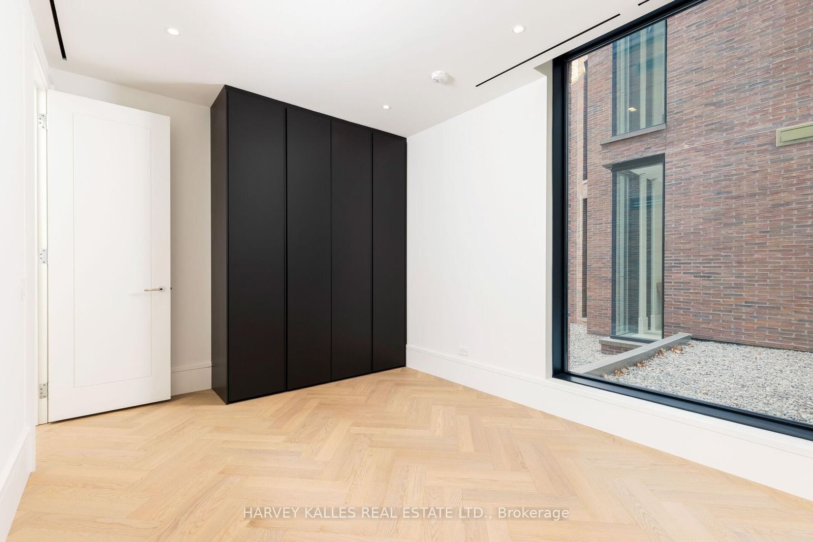 7 Dale Avenue, Unit 203 - Photo 30