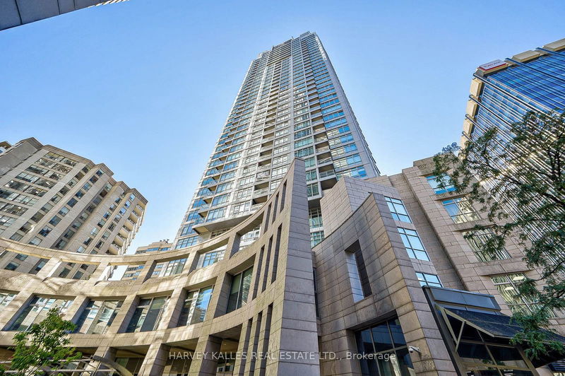 2181 Yonge St #1612, Toronto, Ontario (MLS C10428524)