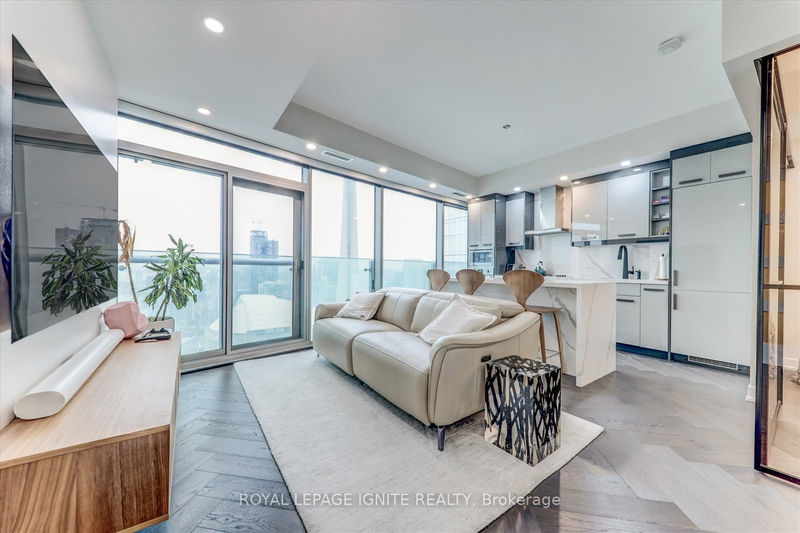 home for sale on 4406-14 York Street