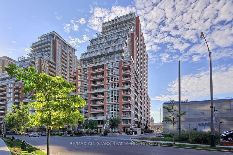 home for lease on 1421-85 East Liberty Street