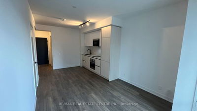 Unit 725 — 108 Peter St, Toronto - Waterfront Communities C1 image-0-2