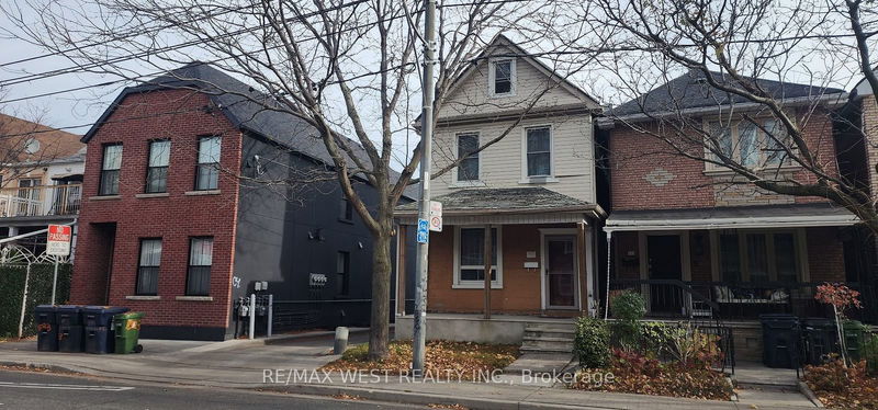 home for sale on 521 Lansdowne Avenue