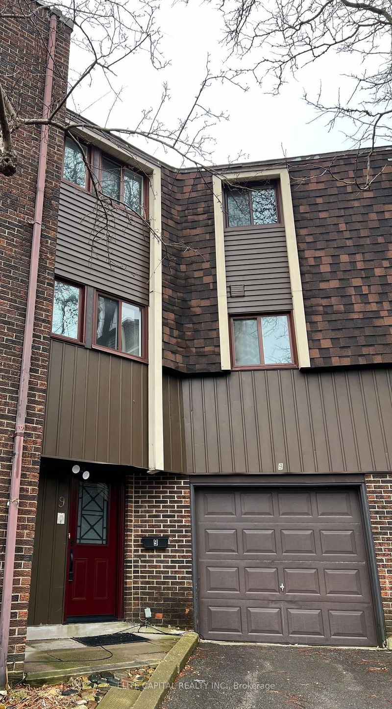 home for lease on 9 Lofty Hill Way