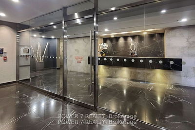 Unit 3303 — 8 Park Rd, Toronto - Rosedale-Moore Park image-0-3