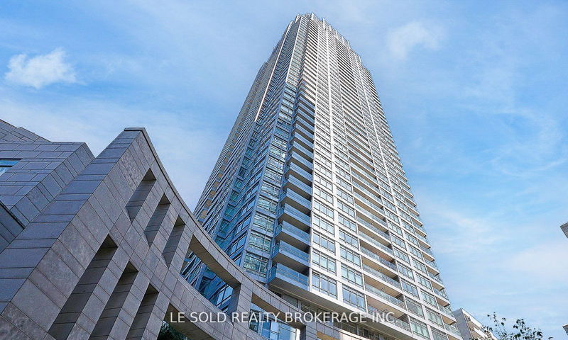 home for lease on 1502 Rm-2191 Yonge Street