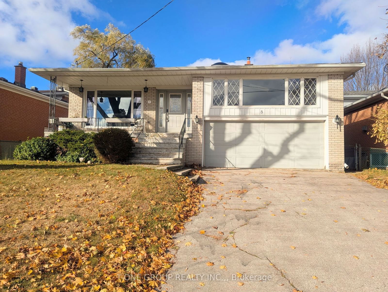 Detached House leased at 8 Mango Drive, Toronto, Bayview Woods-Steeles, M2K 2G1 - MLS: C10442015