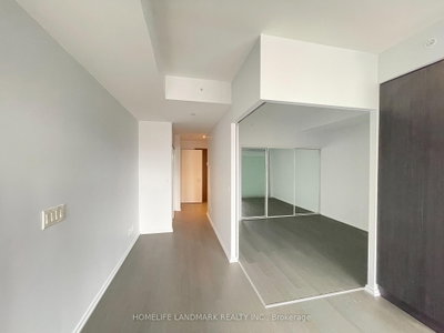Unit 2202 — 70 Temperance Street — photo 2