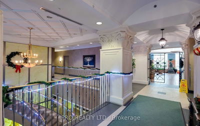 Unit 1707 — 61 Town Centre Crt, Toronto - Bendale image-0-2