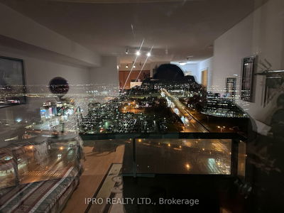 Unit 1707 — 61 Town Centre Crt, Toronto - Bendale image-0-4
