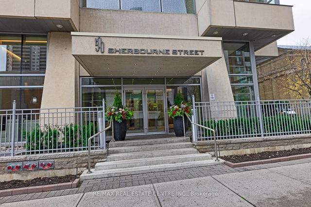 1301 - 500 Sherbourne Street