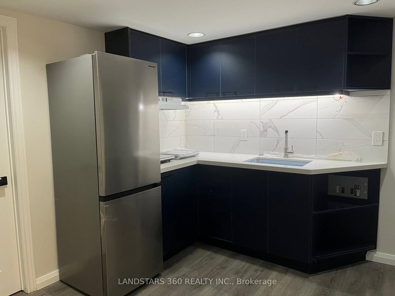 lower - 118 Silas Hill Dr, Toronto, M2J 2X9 | Image 3