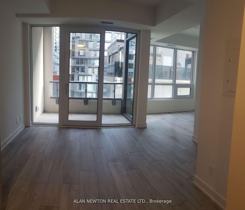home for lease on 815-108 PETER Street