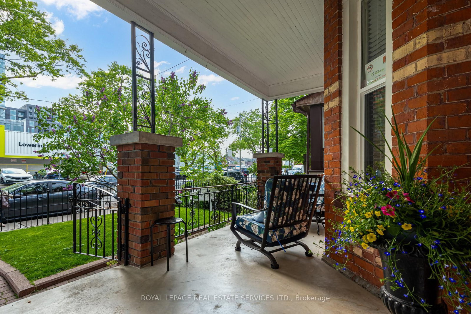 Listing Image 3