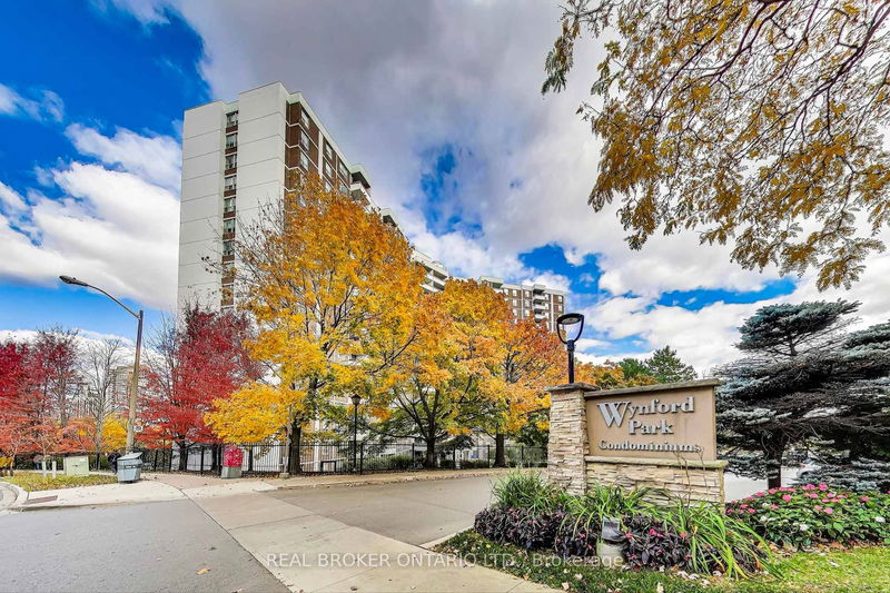home for sale on 1917-10 Edgecliff Gfwy