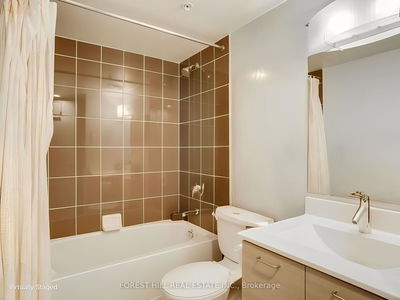 Unit 702 — 20 Joe Shuster Way, Toronto - Niagara image-0-2