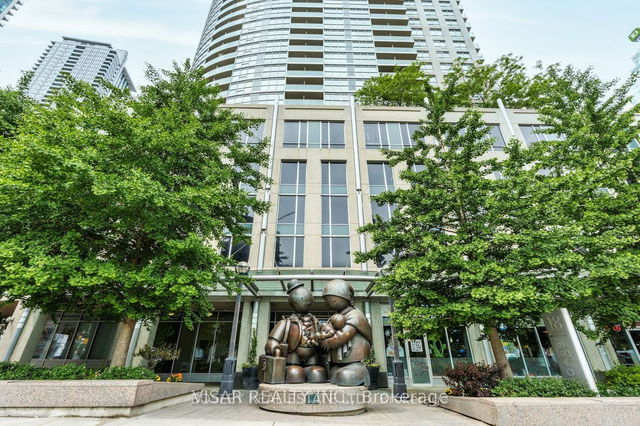 603 - 18 Yonge Street