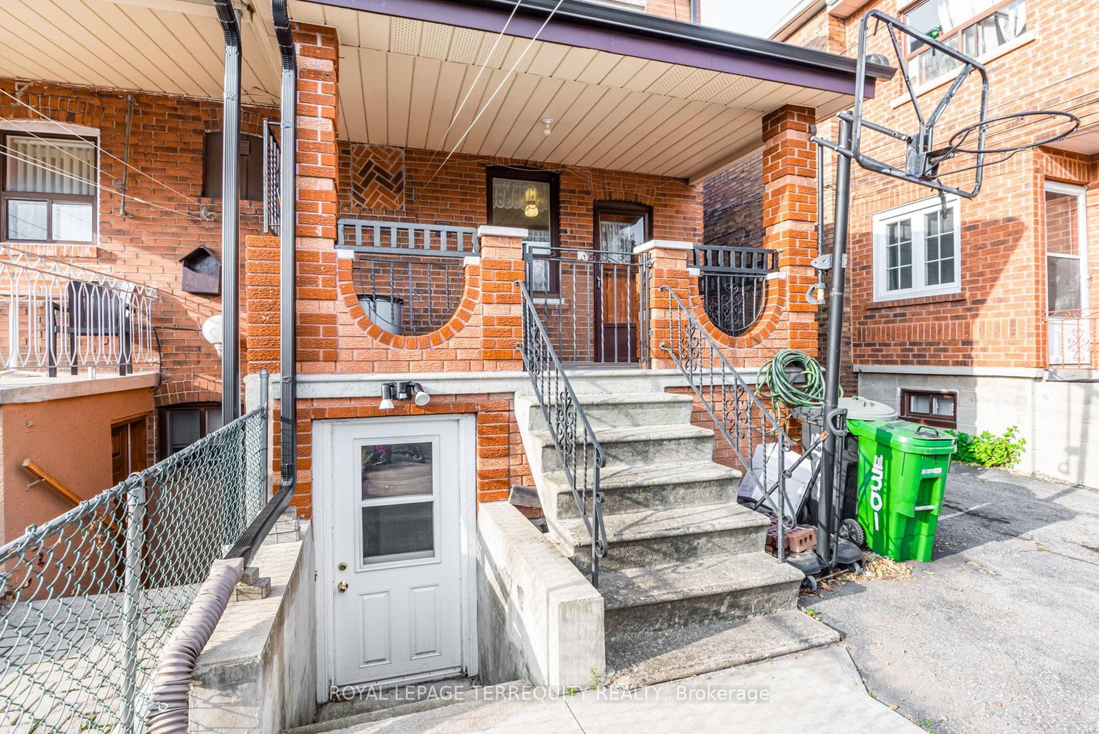 Listing Image 22