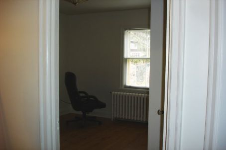 8 Macpherson Ave, Toronto, M5R1W8 | Image 3